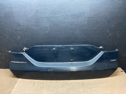 2013 to 2016 Ford Fusion Trunk Tail Gate Panel Molding License Trim OEM E4743 DG0