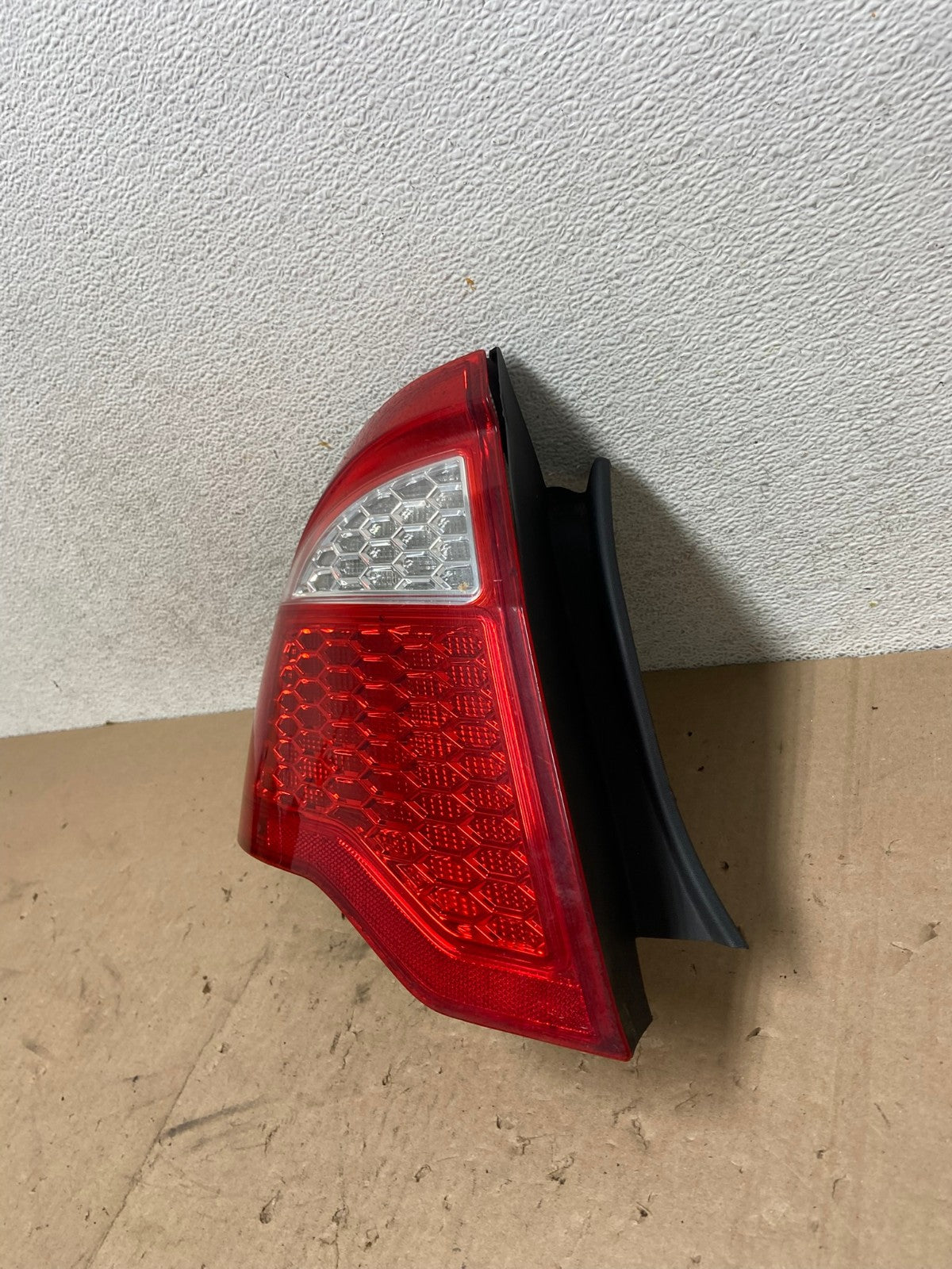 2010 2011 2012 Ford Fusion Left Driver LH Side Tail Light AG5330 LK2