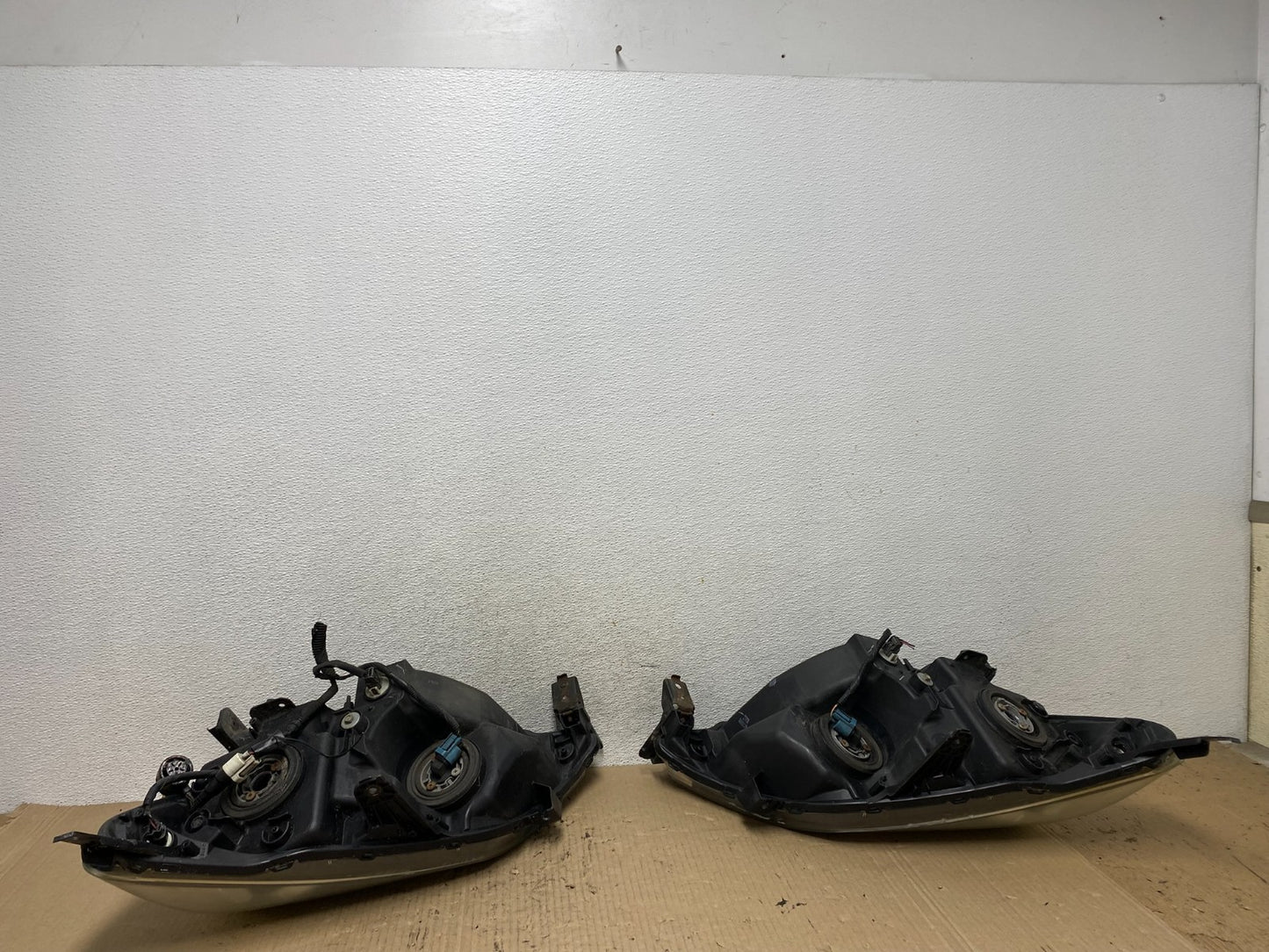 2005 2006 2007 Honda Odyssey Left+Right Set Halogen Headlights AF5992 DW7