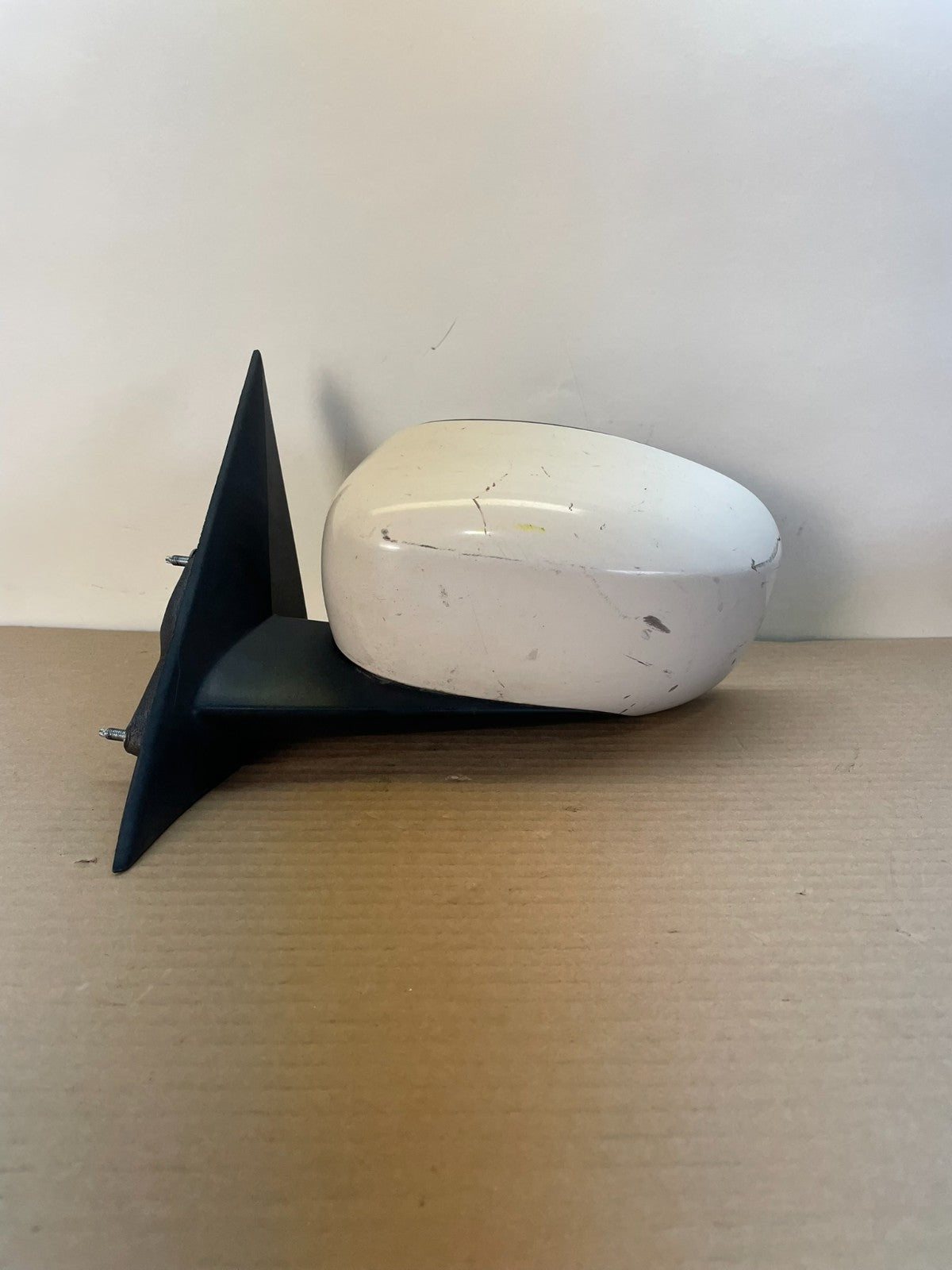 2006 to 2009 Chrysler 300 Left Driver LH View Door Mirror AD5832 DW0