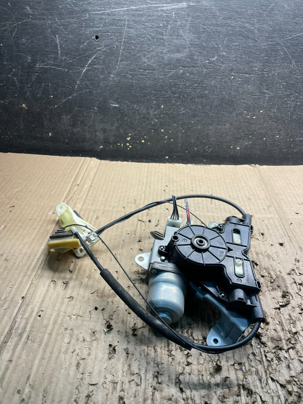2011 to 2017 Nissan Quest Rear Left Side Power Sliding Door Motor Wire Y0011 DG2