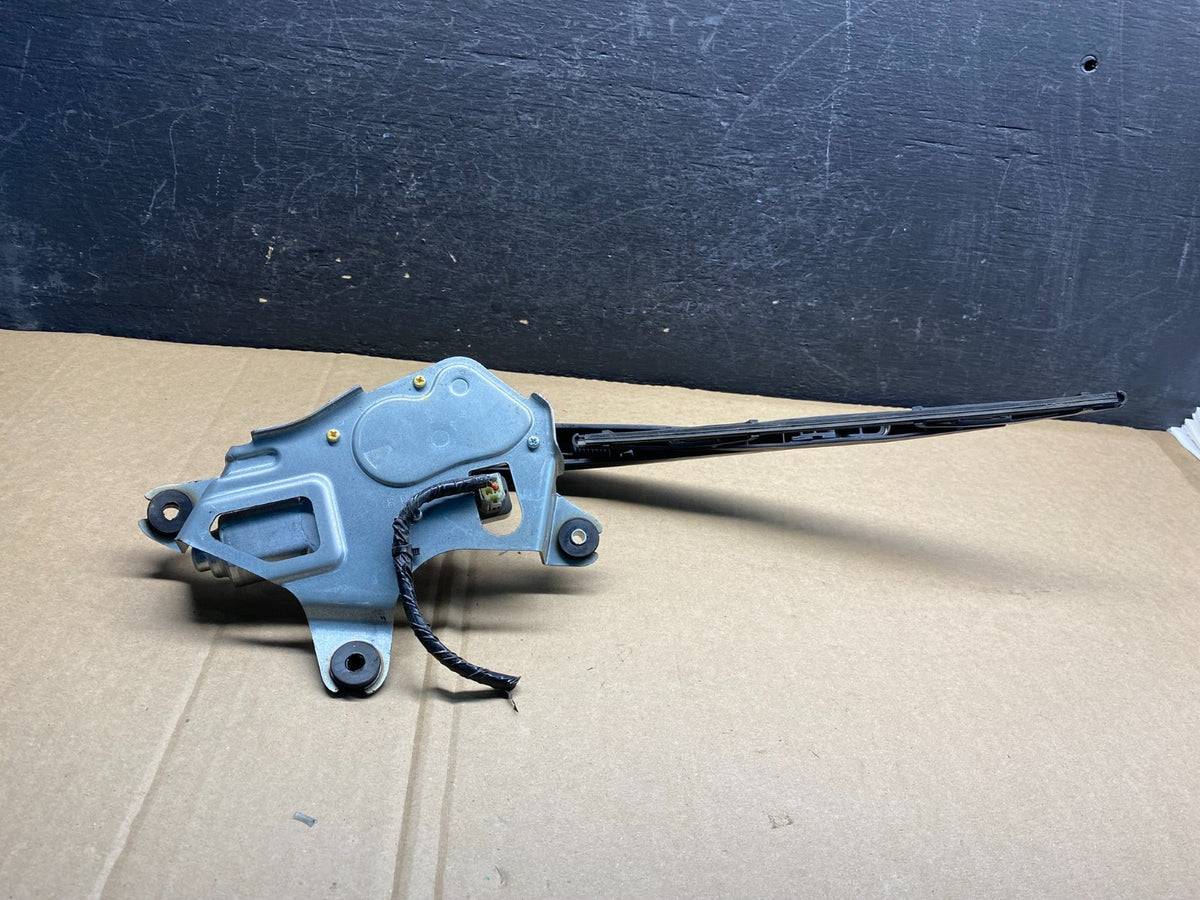 2011 to 2017 Nissan Quest Rear Wiper Motor AG3696 DG5