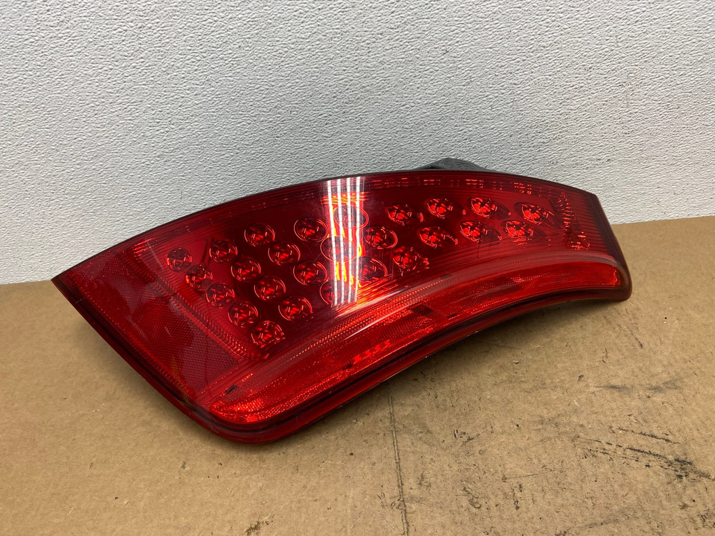 2006 to 2007 Nissan Murano Right Passenger Rh Side Tail Light AC3471 LK0