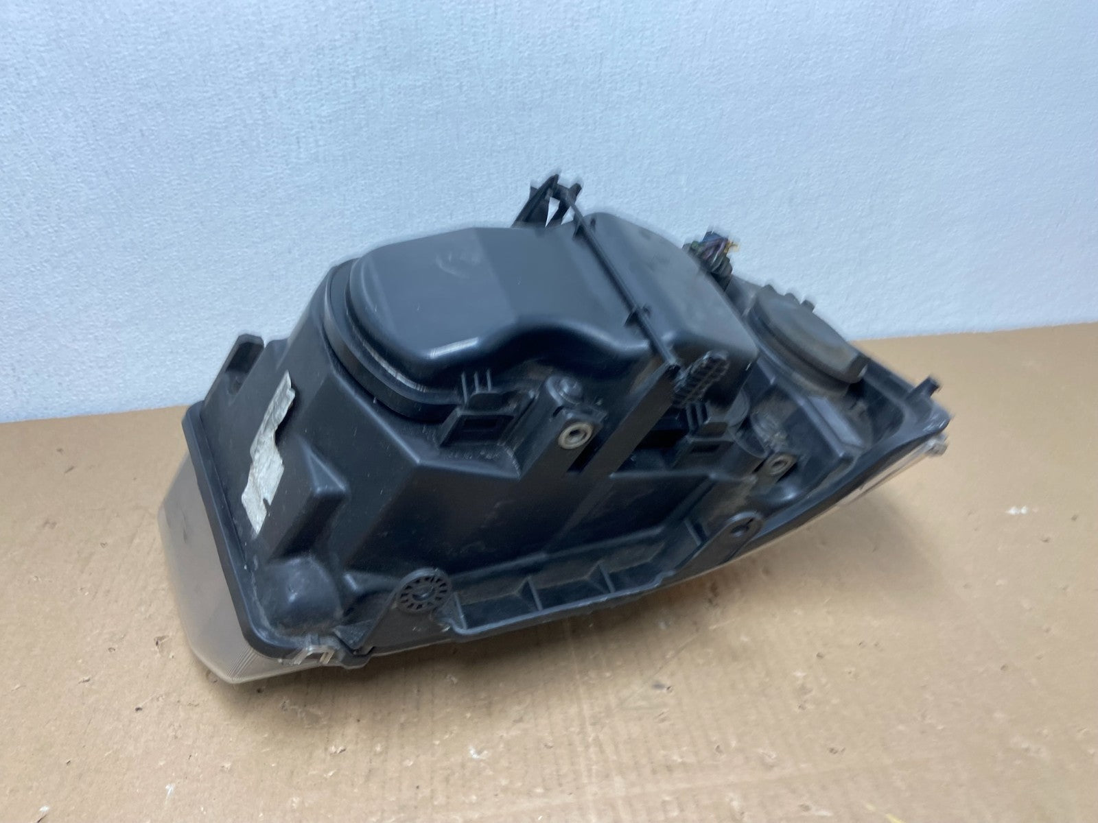 2008-2012 Land Rover LR2 Left Driver LH Side Halogen Headlight Oem AB6522 DW6