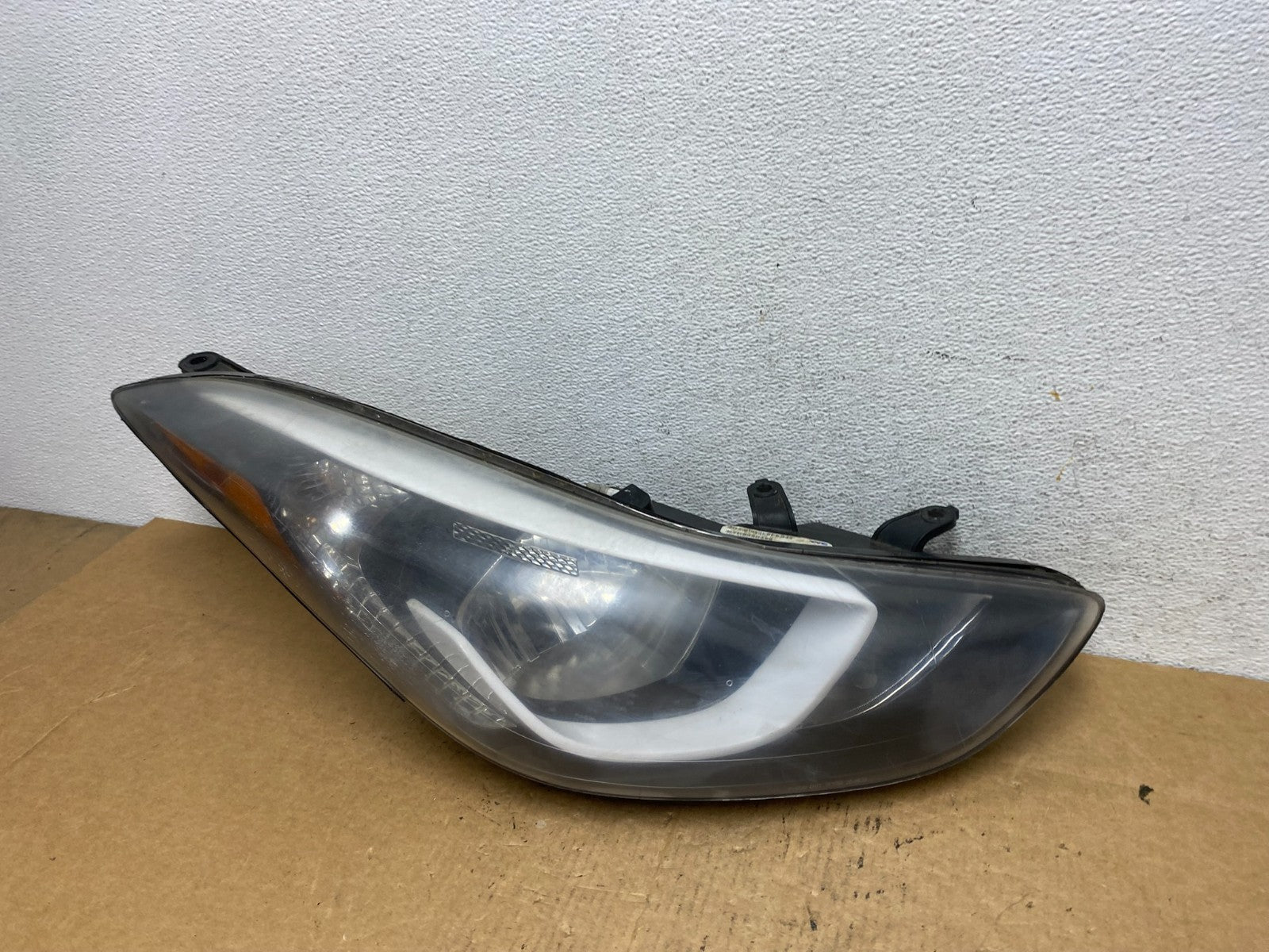 2014 2015 2016 Hyundai Elantra Right Passenger RH Side Headlight TYC AD4667 DW1