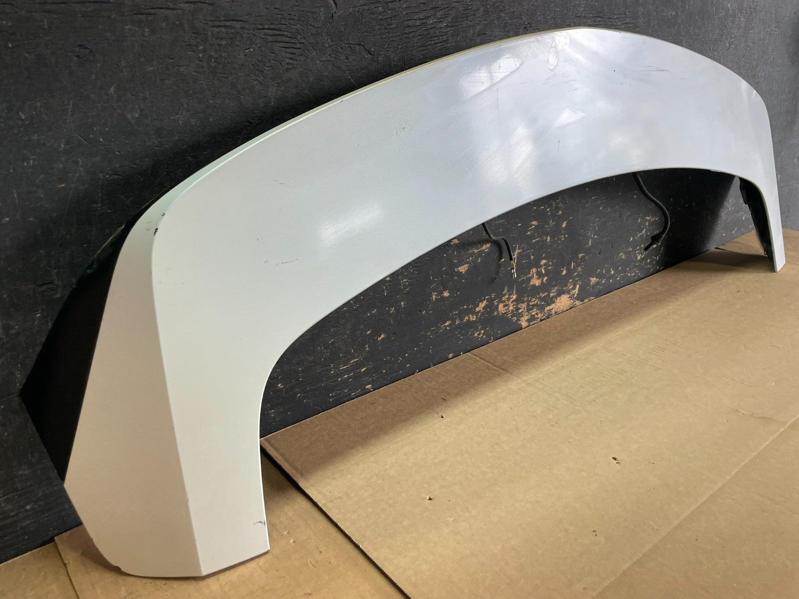 2010-2016 Cadillac Srx Upper Rear Spoiler Wing Brake Light Oem aa8946 DG2