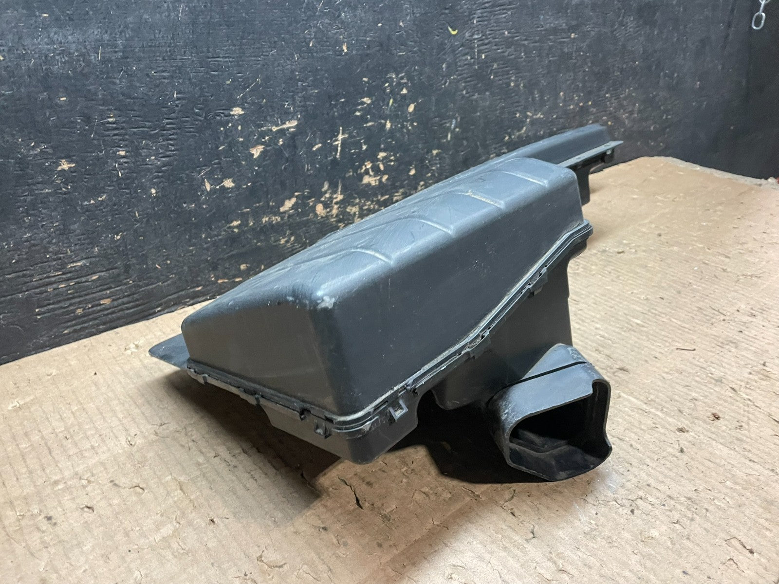 2009 to 2014 Nissan Murano Upper Air Intake Duct Y6610 DG1