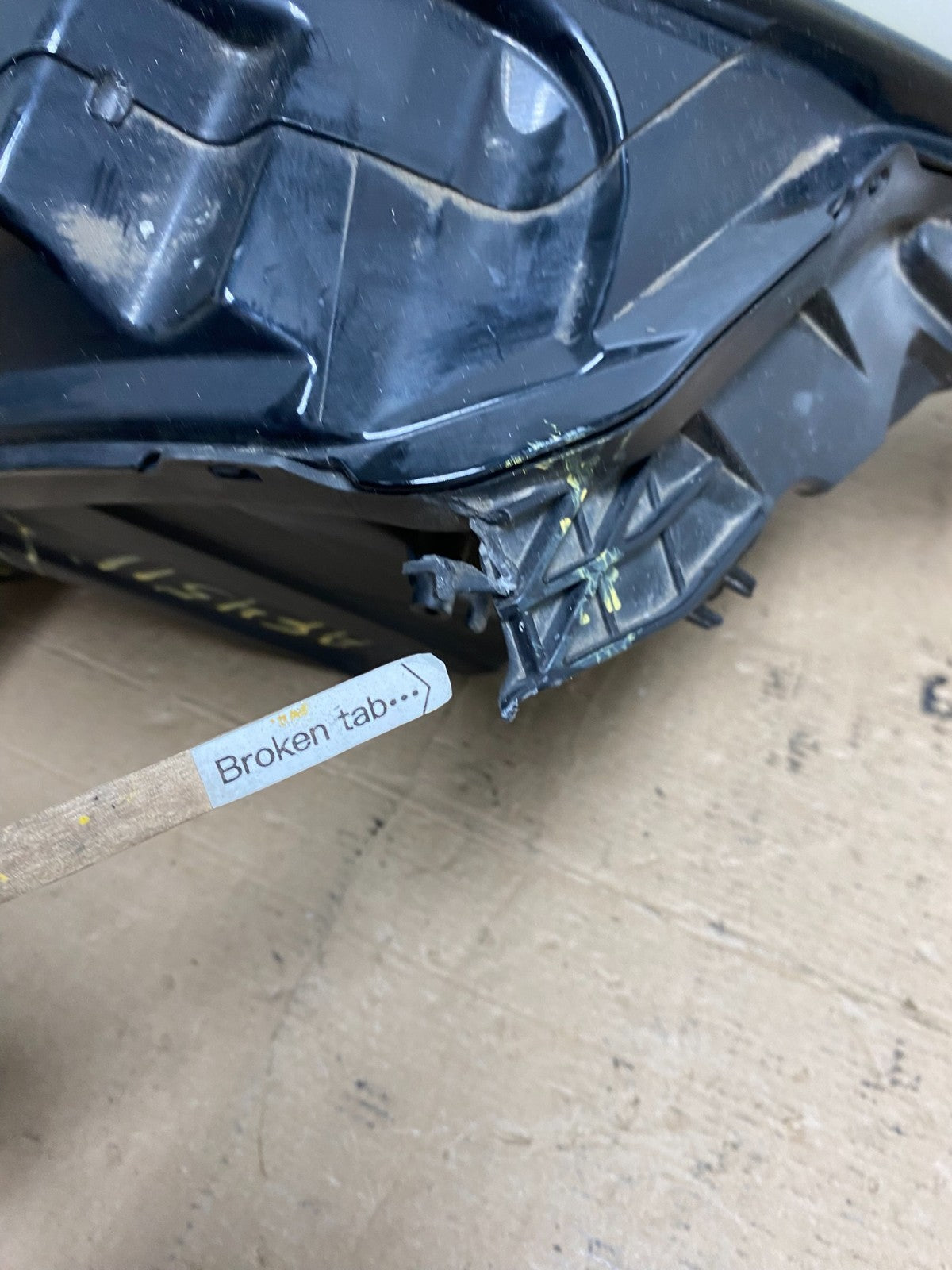 2013 - 2018 Cadillac Ats Right Passenger RH Side Halogen Headlight AF4511 DW7
