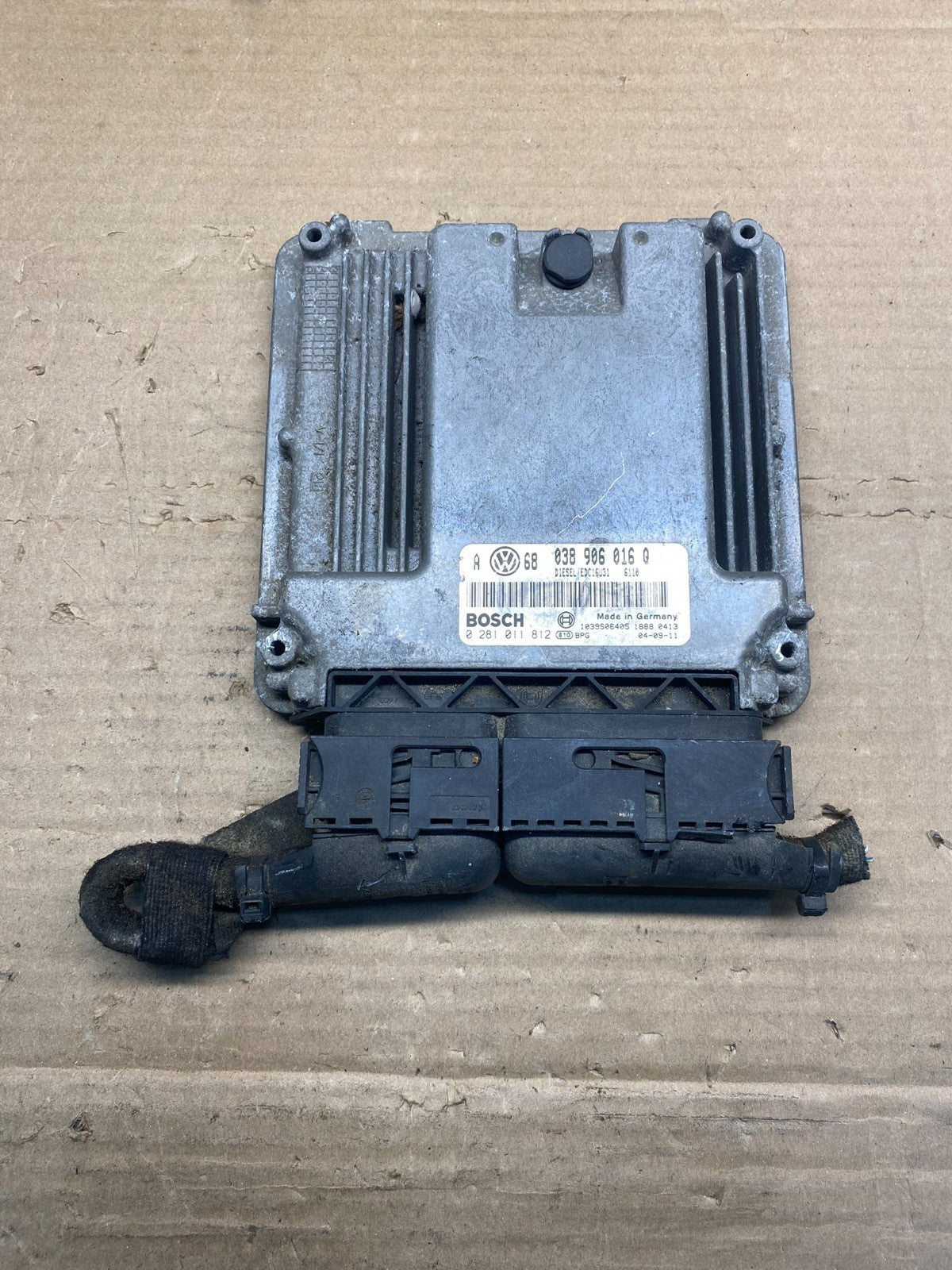 2005 - 2006 Volkswagen Jetta Engine Computer Ecu Pcm Ecm Pcu AF4052 DG0