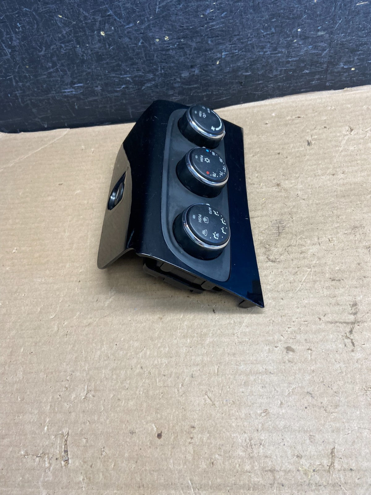 2011-2014 Chrysler 200 Heater AC Climate Switch Temperature Control AH3697 DG2