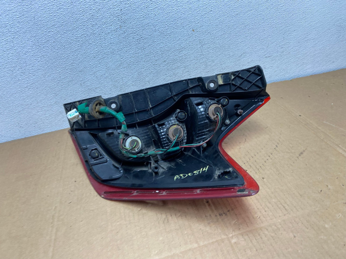 2014 - 2019 Nissan Versa Note Hatchback Left Driver LH Tail Light AD0814 LK3