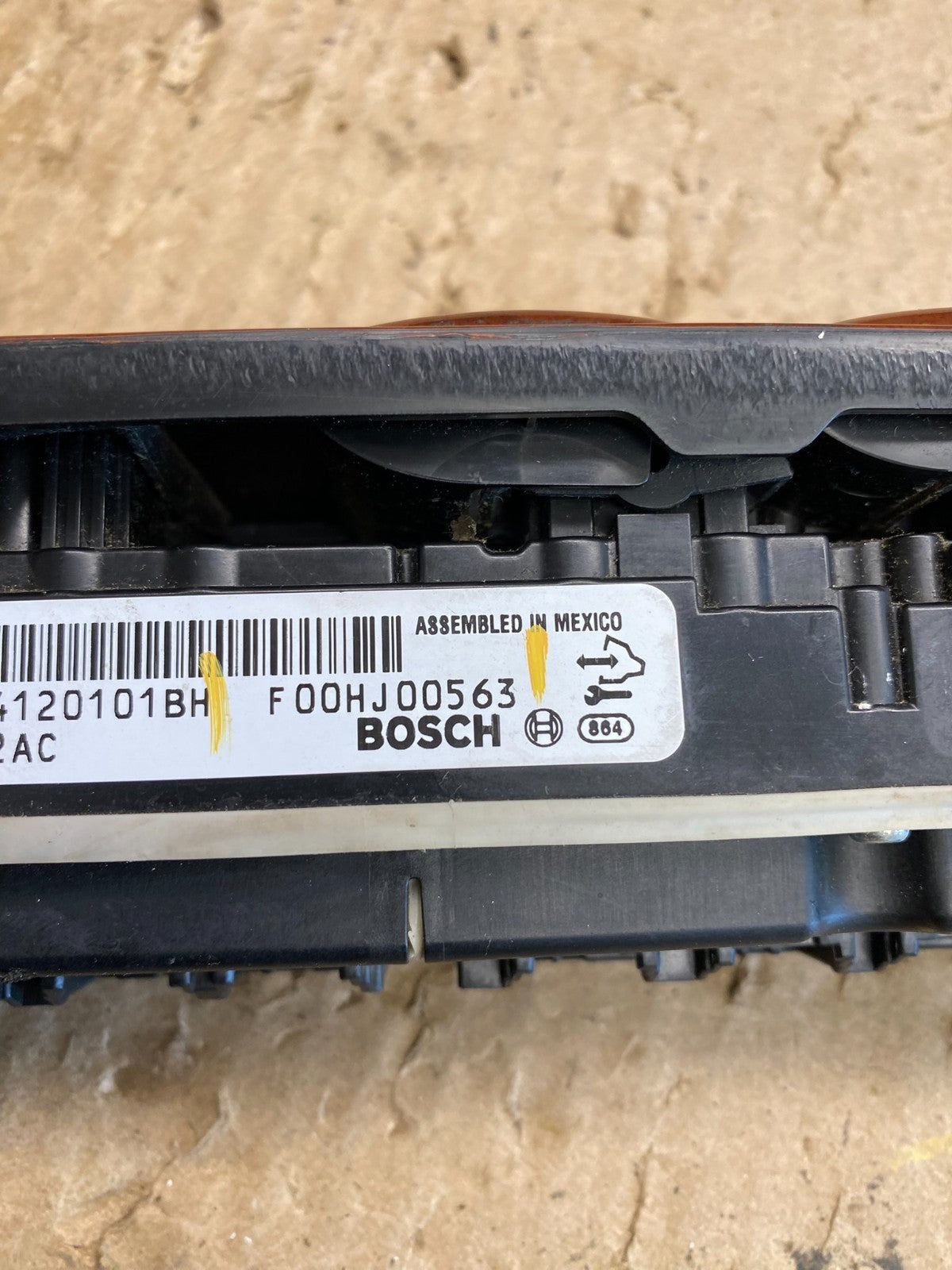 2007-2013 Chevy Suburban Tahoe Yukon Front Left Driver Window Switch AC9079 DG4