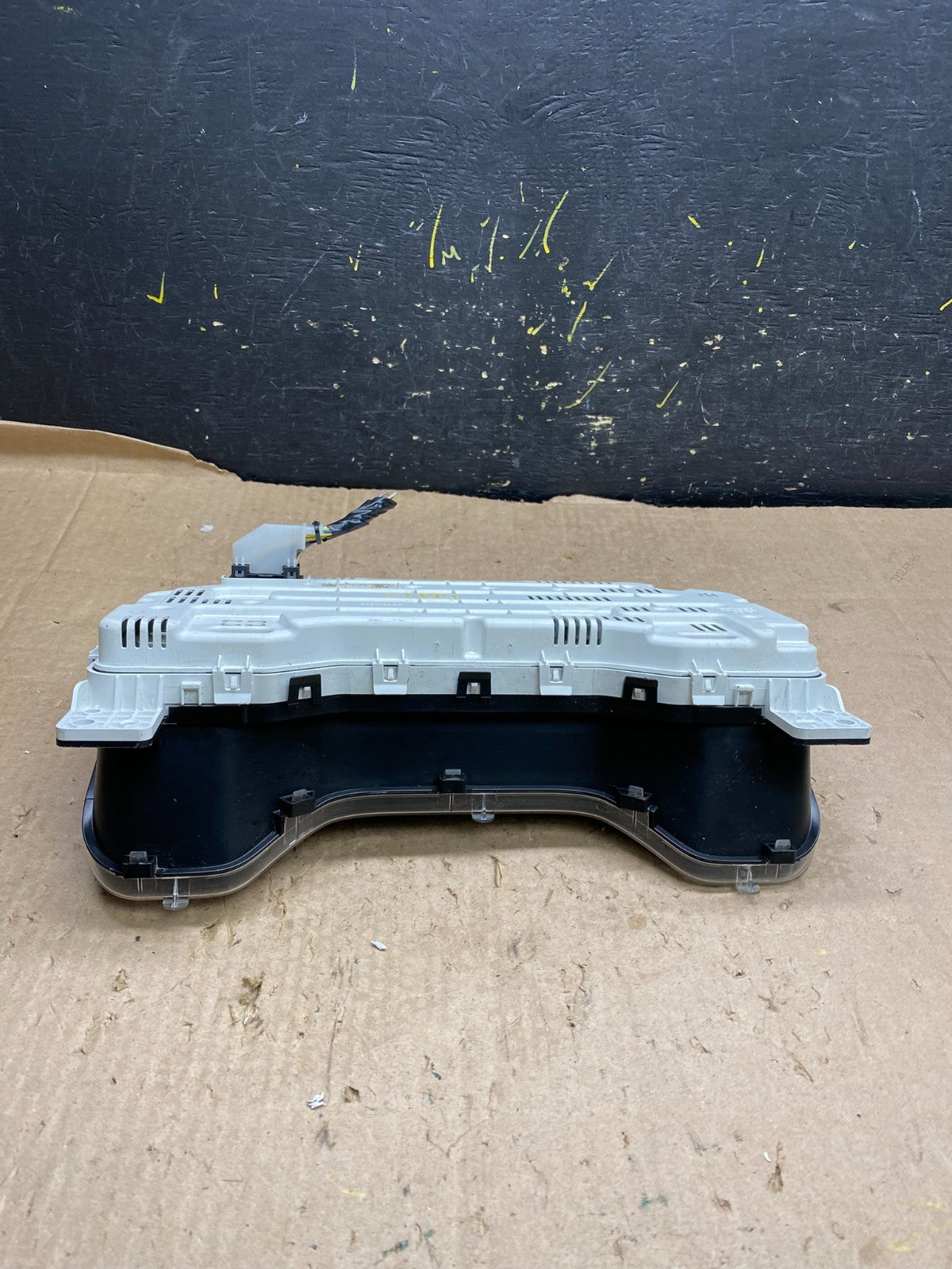 2014  Ford E150 E250  VAN Gauge Speedometer Cluster z1794 DG5