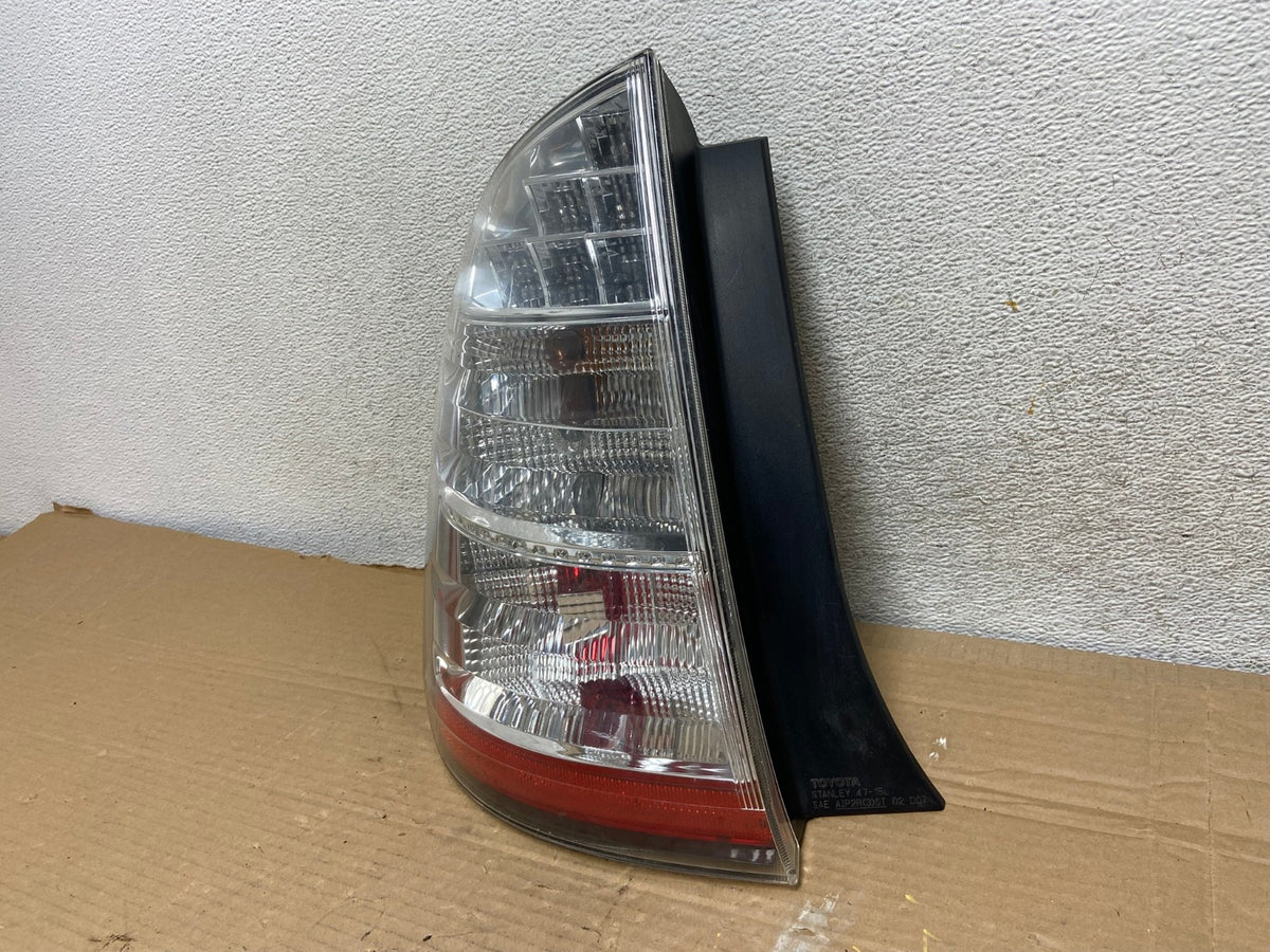 2006 2007 2008 2009 Toyota Prius Tail Light Left Driver LH AG9026 LK2