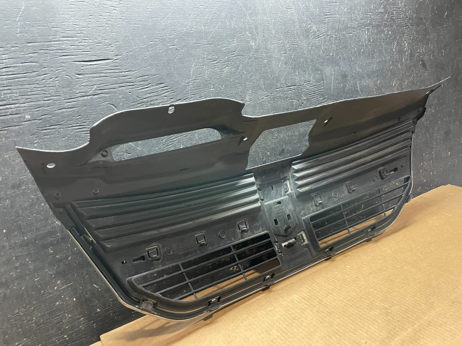 2009 to 2010 Dodge Journey Chrome Front Upper Grill Grille OEM AA9084 DG5