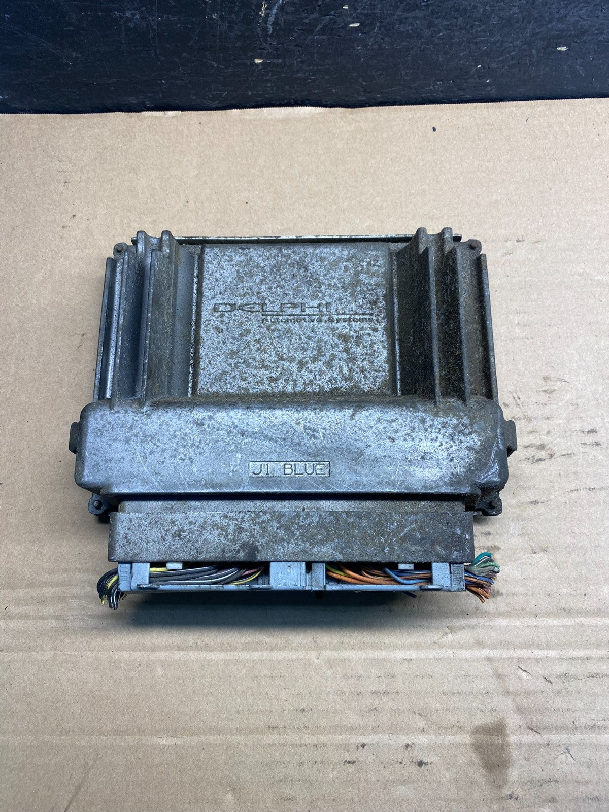 2003-2006 Chevrolet Tahoe Silverado Engine Control Unit Module ECM ECU AE2100 DW1