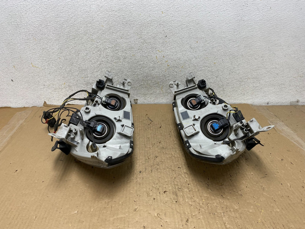 2008 to 2012 Chevrolet Malibu Left+Right Side Set Headlights AH2880 DW10
