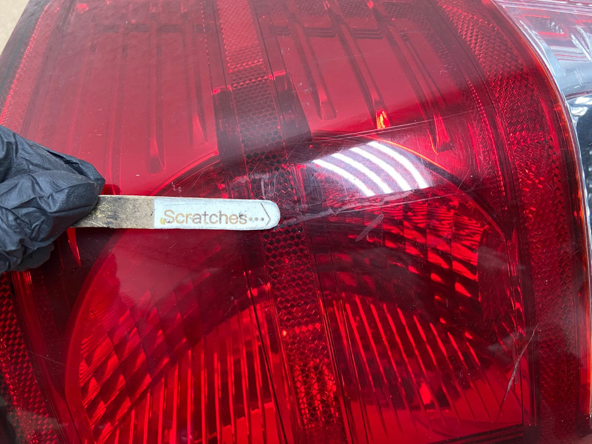 2007 to 2010 Jeep Grand Cherokee Right Passenger Tail Light AH5690 LK3