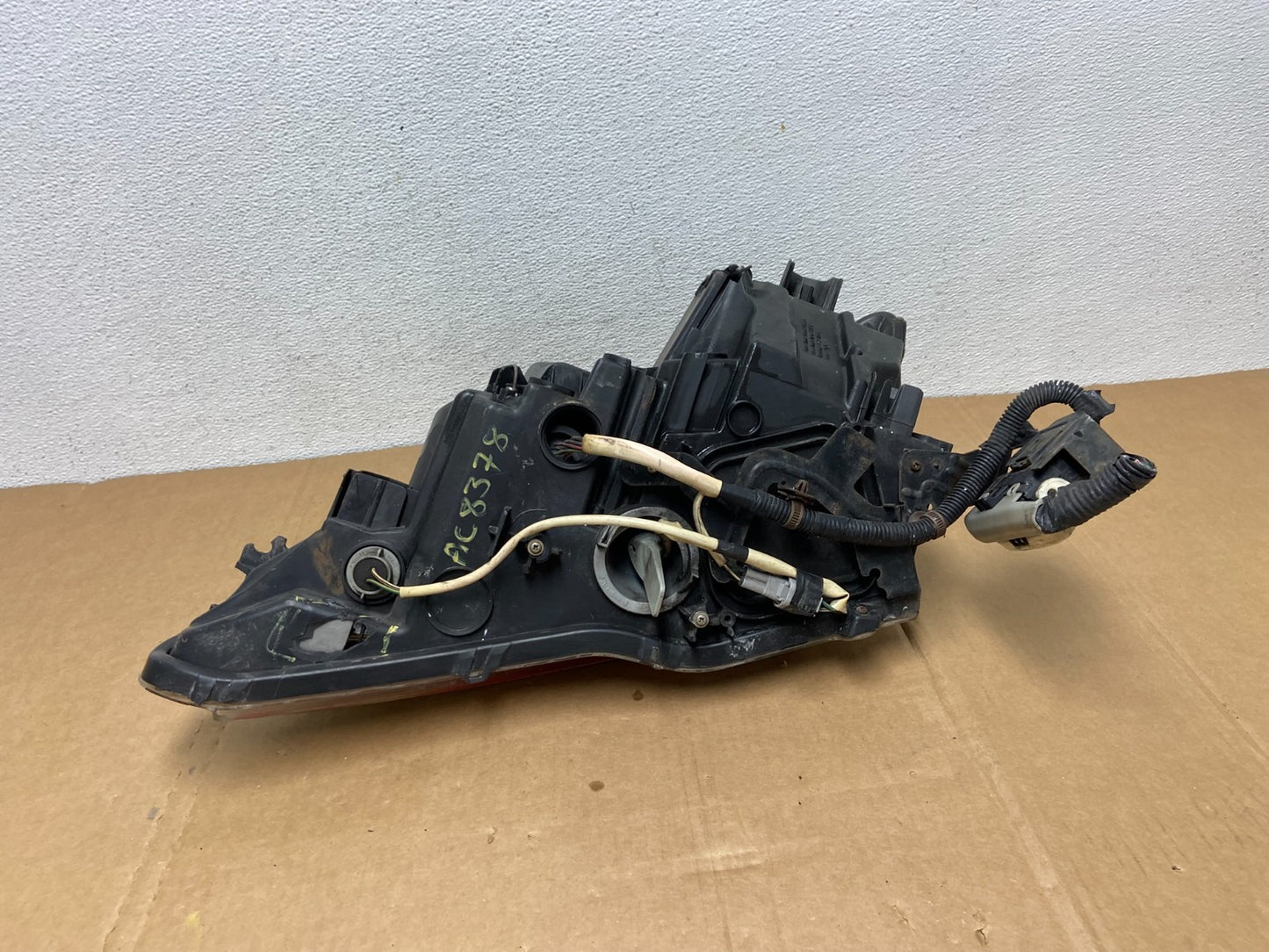 2006 - 2010 Lexus IS250 Right Passenger RH Side Halogen Headlight AC8378 DG14