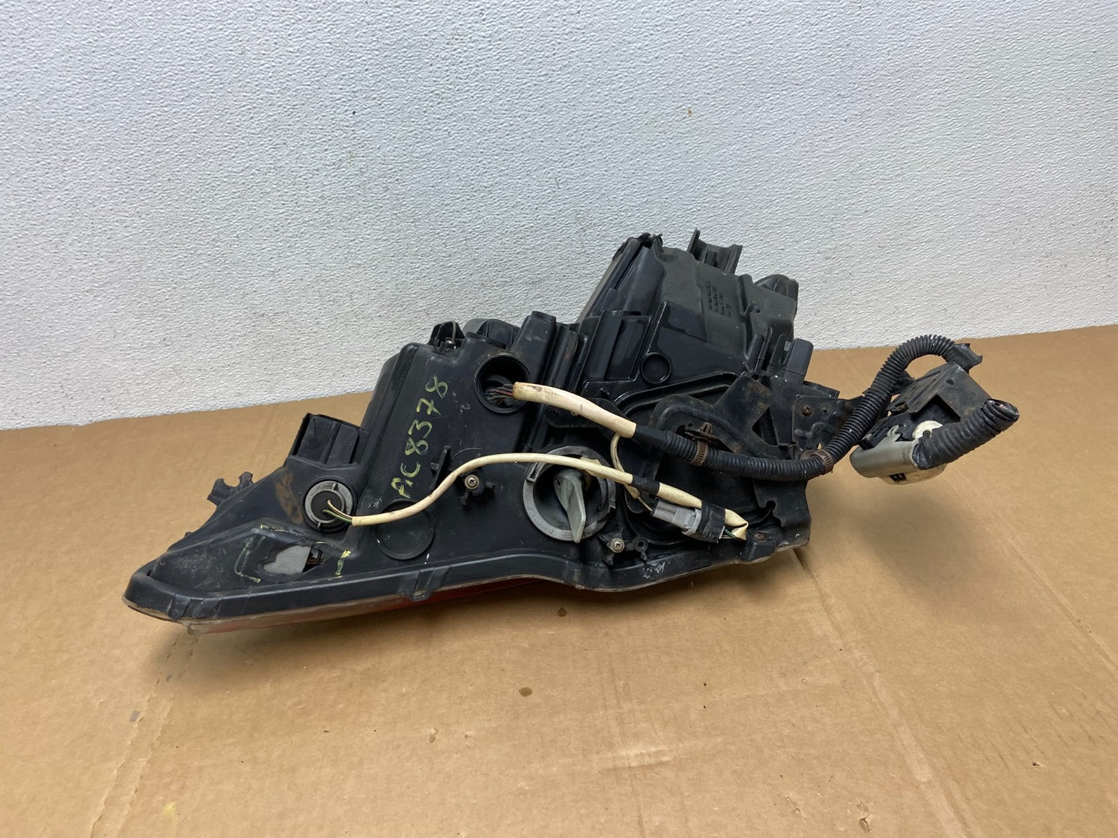 2006 - 2010 Lexus IS250 Right Passenger RH Side Halogen Headlight AC8378 DG14