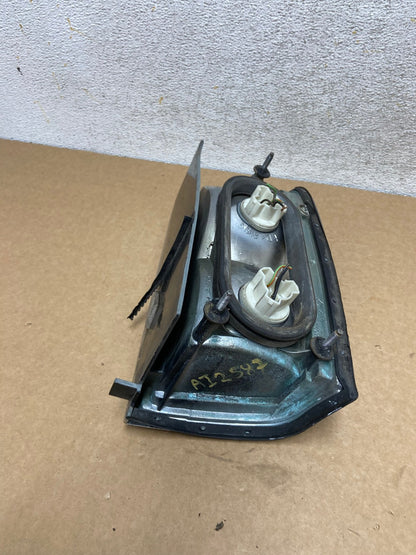 1990 to 1994 Lincoln Town Car Left Driver Side Tail Light AI2587 LK6