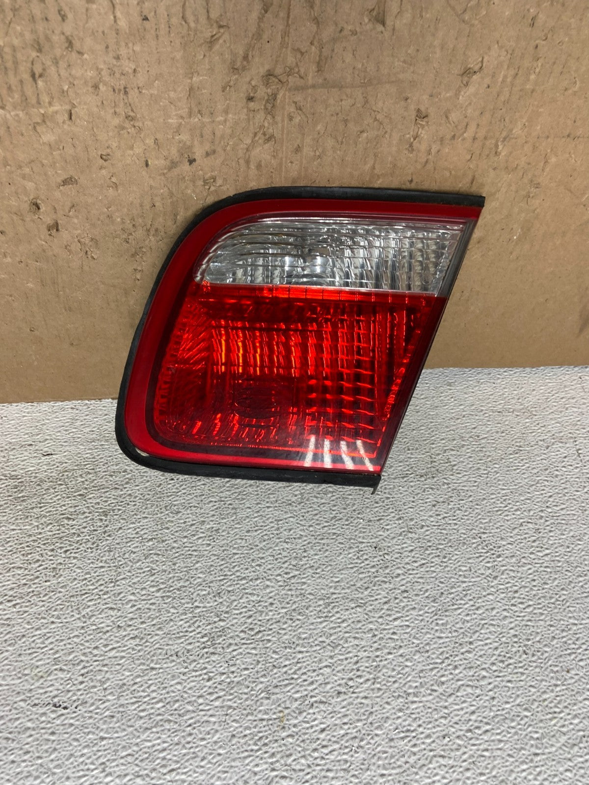 1999 2000 Mazda Millenia Right RH Side Inner Tail Light ad8788 DG0