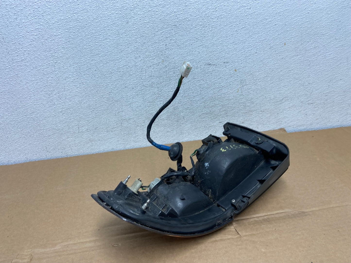 1992 1993 1994 Toyota Camry Left Driver LH Side Tail Light AD3773 LK5