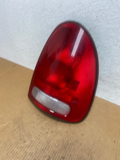 1998 to 2003 Dodge Durango Tail Light Right Passenger RH Side AE0543 LK1