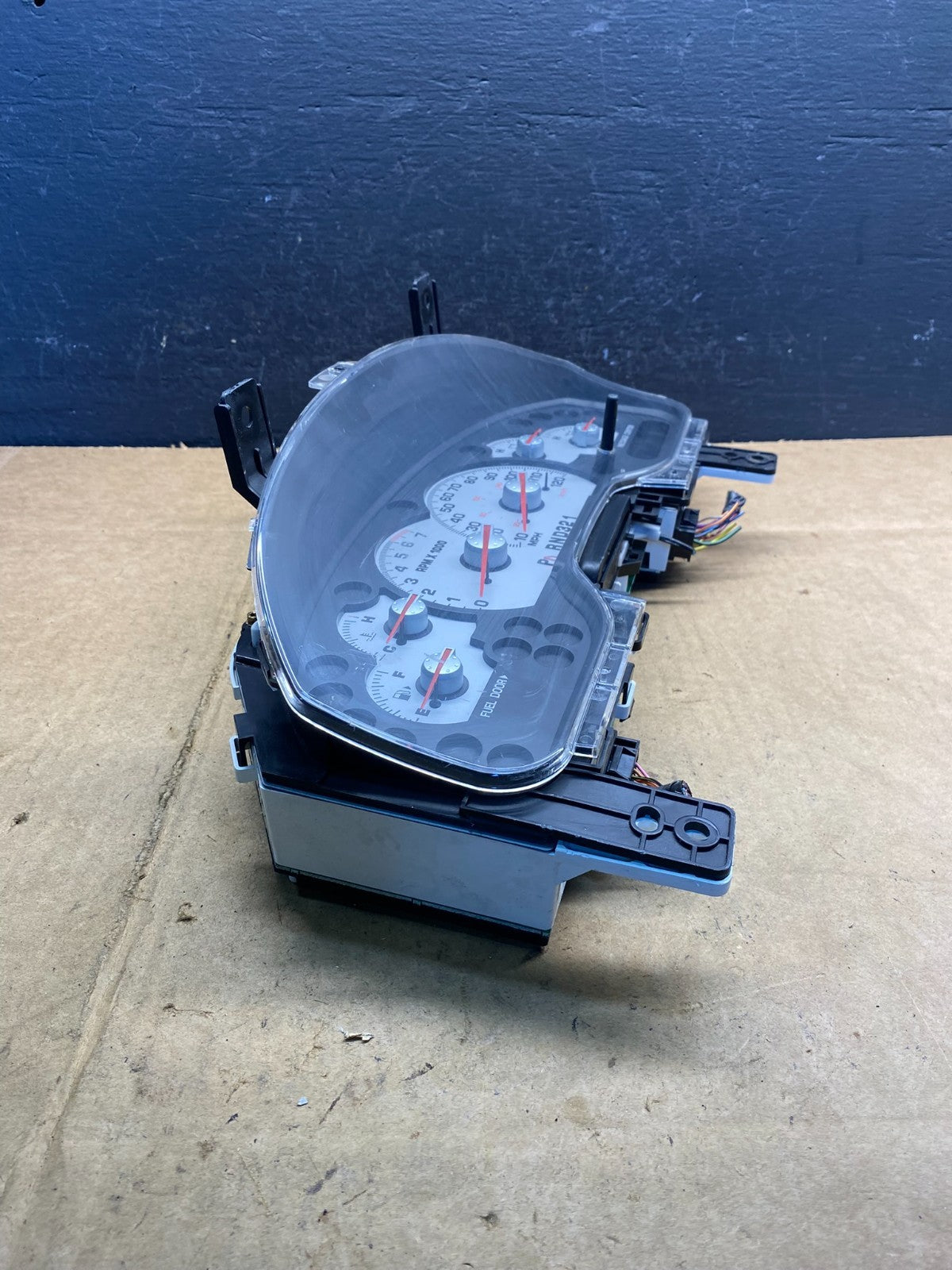 2002 Mercury Mountaineer MPH Instrument Cluster Speedometer AD4834 DG1