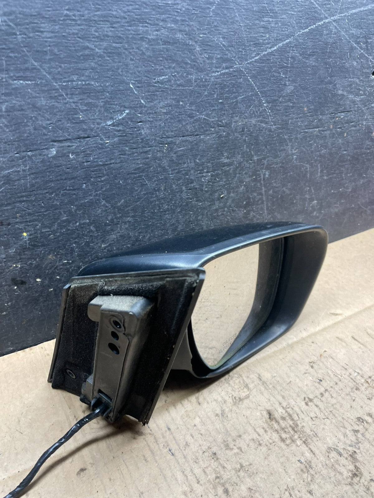 2010 - 2012 Mazda CX-7 Right Passenger View Door Mirror Turn Signal Oem R9223 DG9