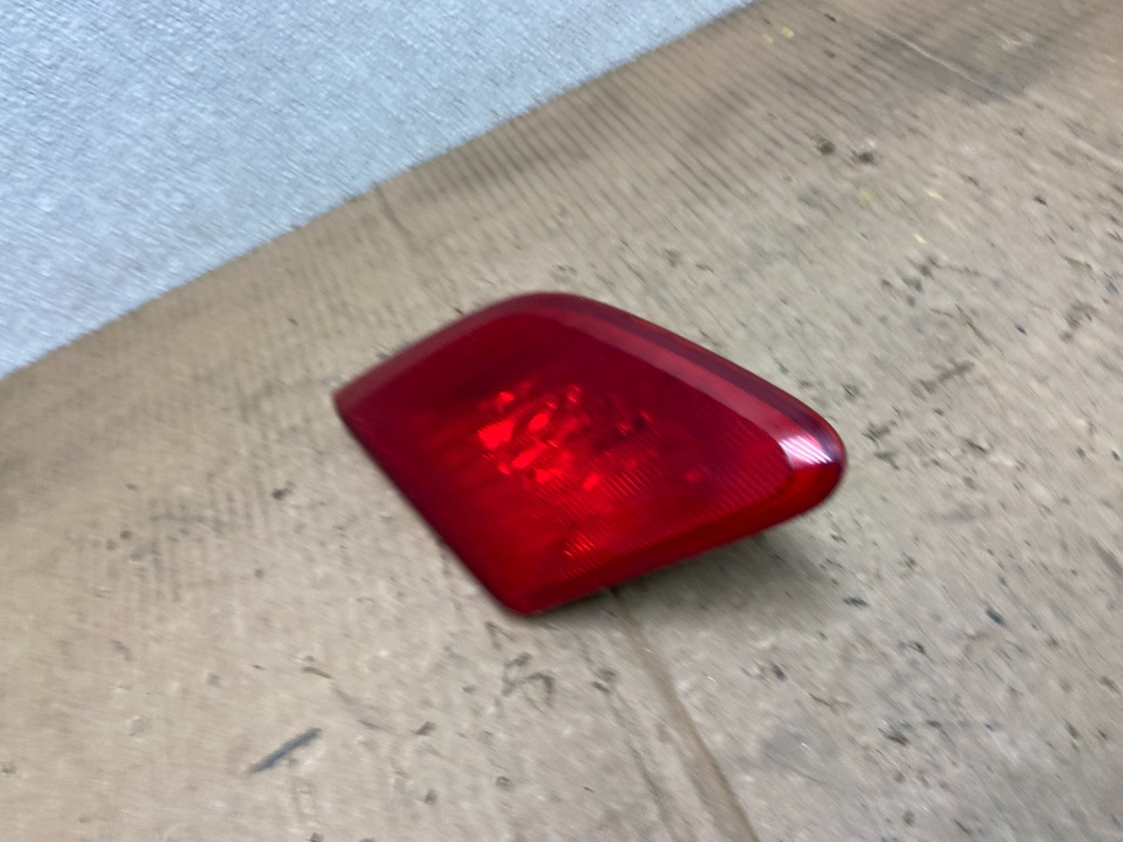 2003 to 2004 Toyota Avalon Left Driver LH Side Inner Tail Light OEM AA66471