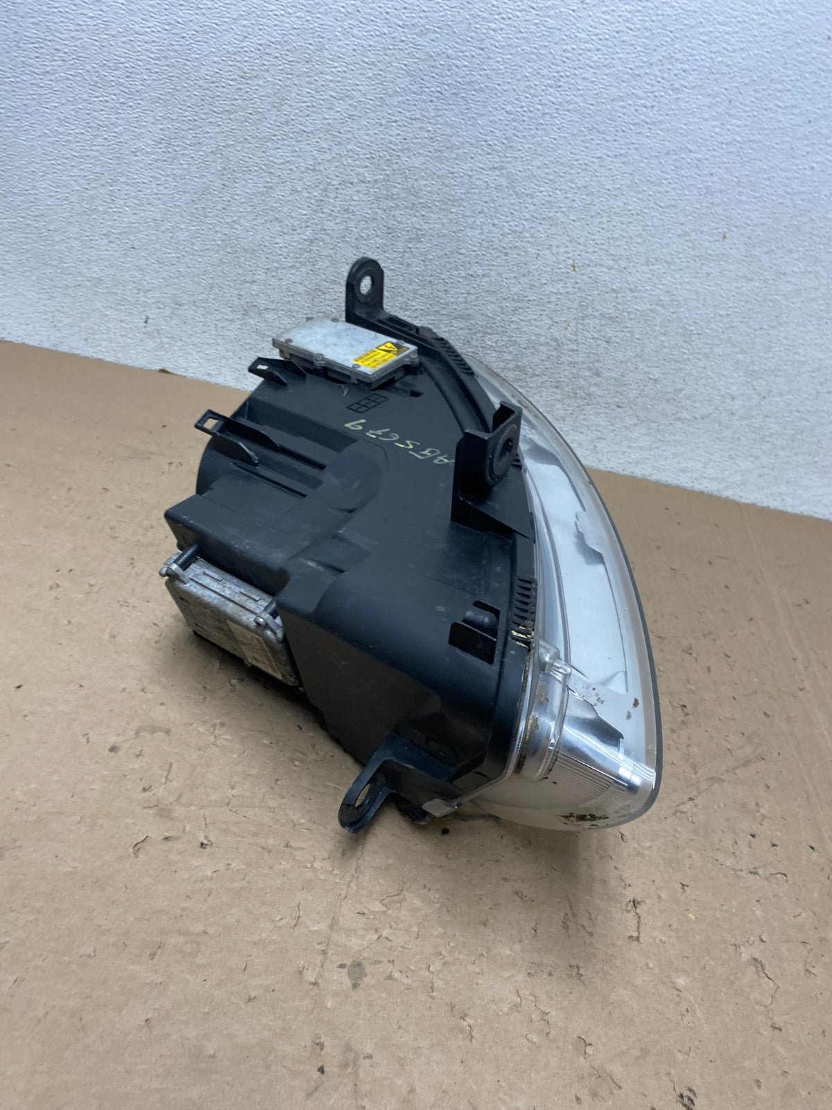2005 to 2008 Audi A6 Right Passenger Side Headlight Xenon HID AG5679 DW7