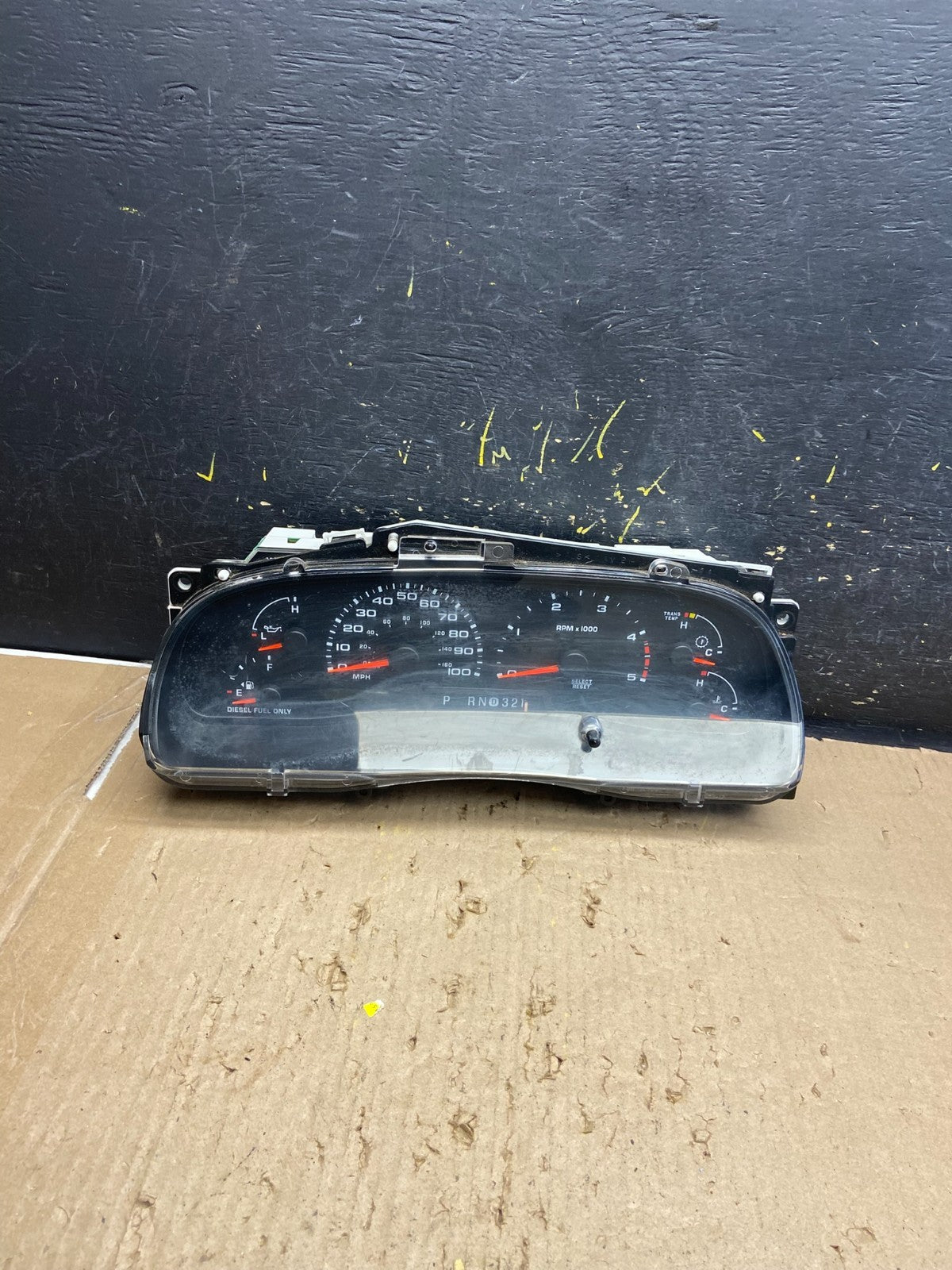 2003 to 2004 Ford F250 F350 Speedometer Cluster Gauge ab5574 DG0
