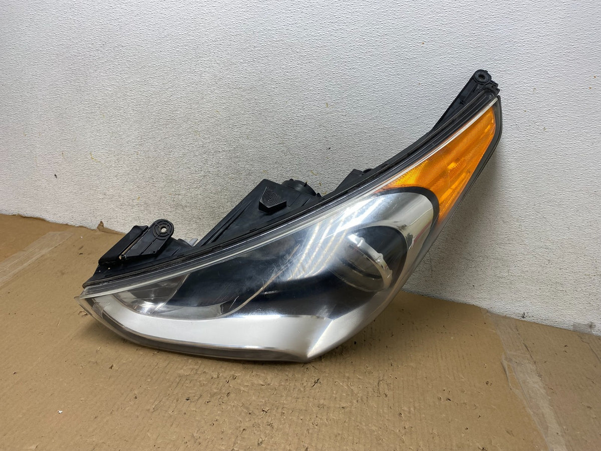 2012 - 2017 Hyundai Veloster Left Driver LH Side Halogen Headlight AH2855 DW0