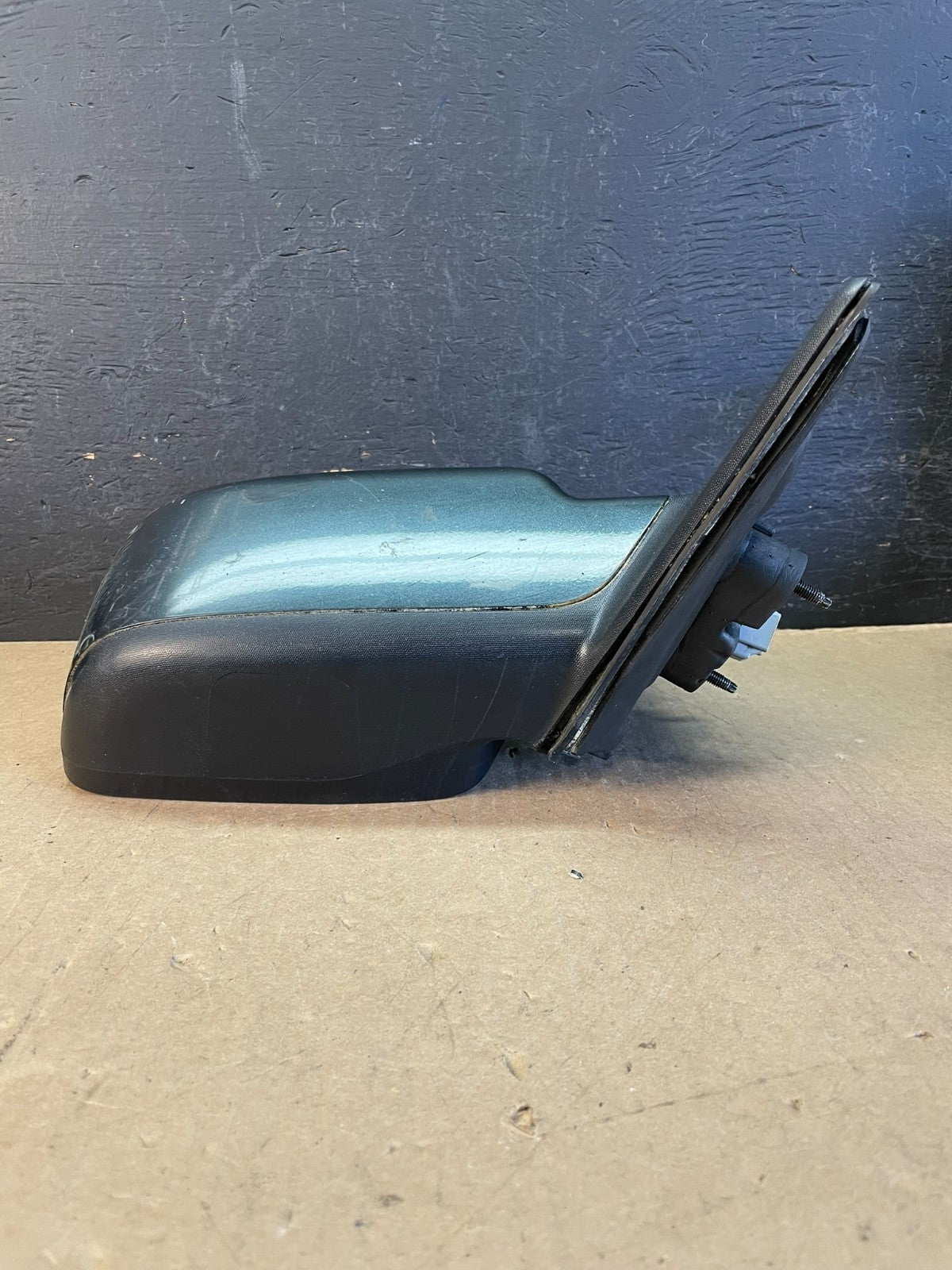 2006 to 2010 Ford Fusion Milan Right Passenger View Door Mirror AD5630 DW3