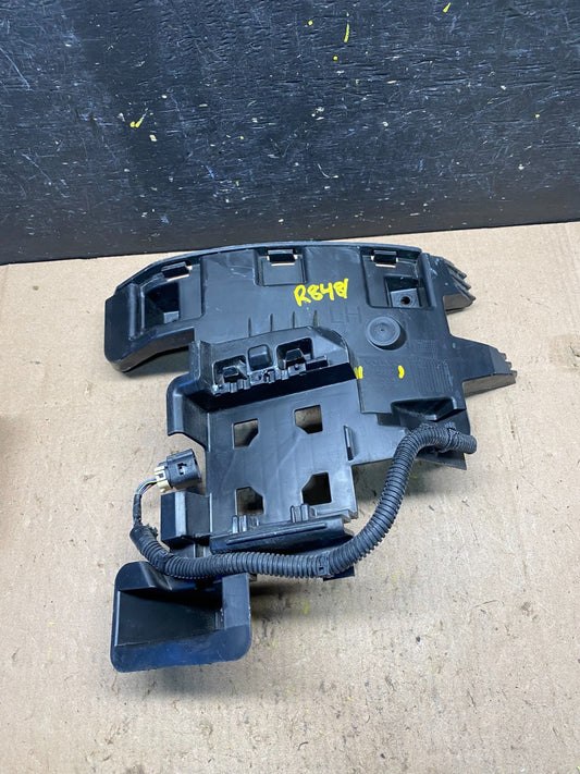 2014 to 2018 Volvo S60 Rear Bumper LH Driver Bracket R8481 DG0