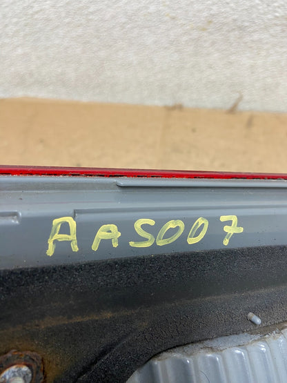 2005 2006 2007 Honda Odyssey Inner Right Passenger RH Tail Light AA5007 DW6