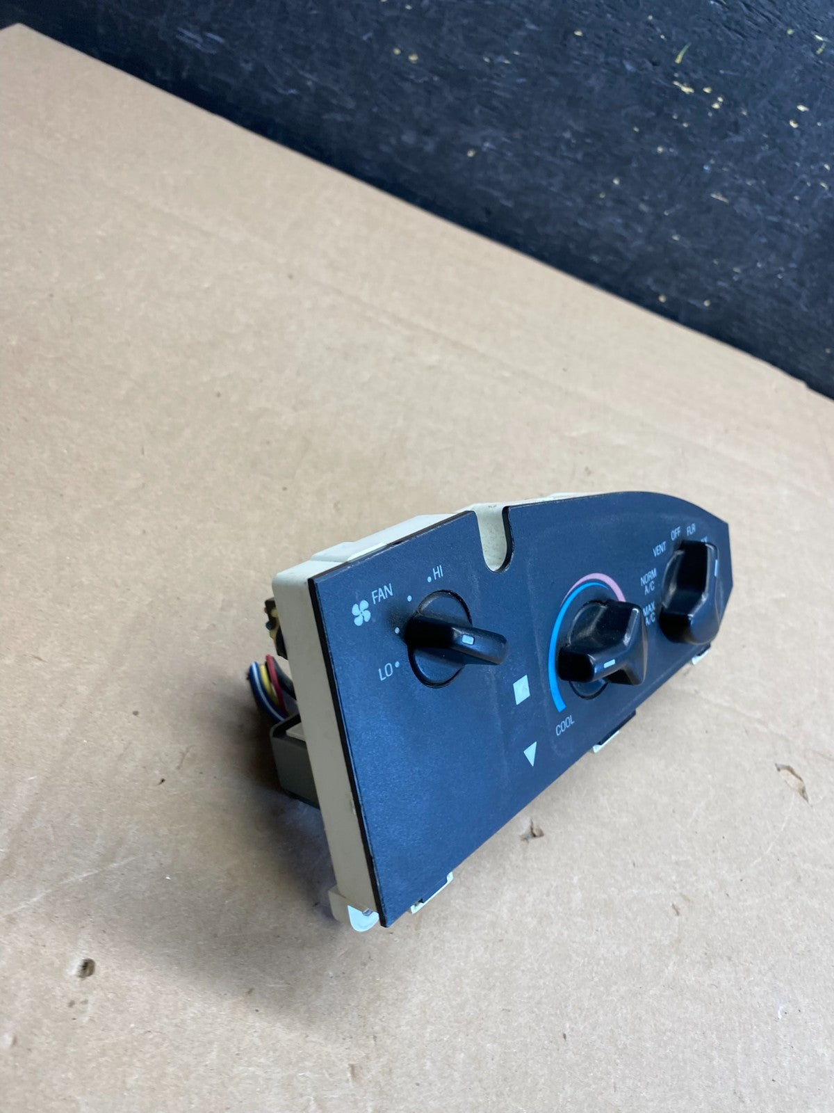 1997-2014 Ford Van Econoline E150 E250 Heater Climate Fan Control ai2986 DG1