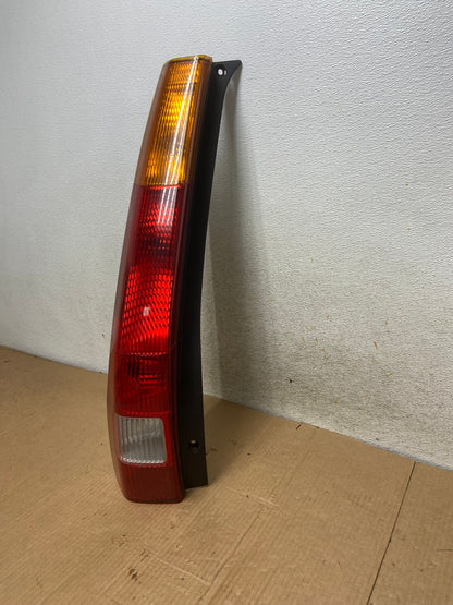 2002 2003 2004 Honda Crv Cr-v Left Driver Lh Tail Light AI6941 LK1