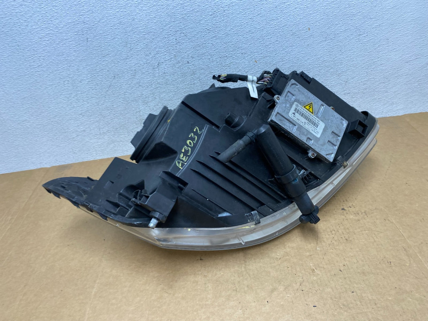 Xenon HID 2007 to 2009 Mercedes S-Class Left Driver LH Headlight AE3032 DW8