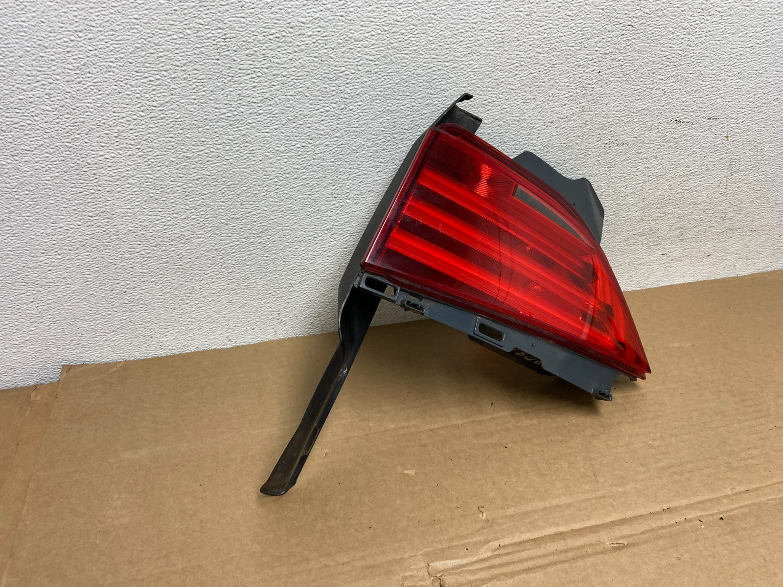 2010-2013 BMW F07 5 Gran Turismo GT Right Passenger Inner Tail Light AD3798 DW2