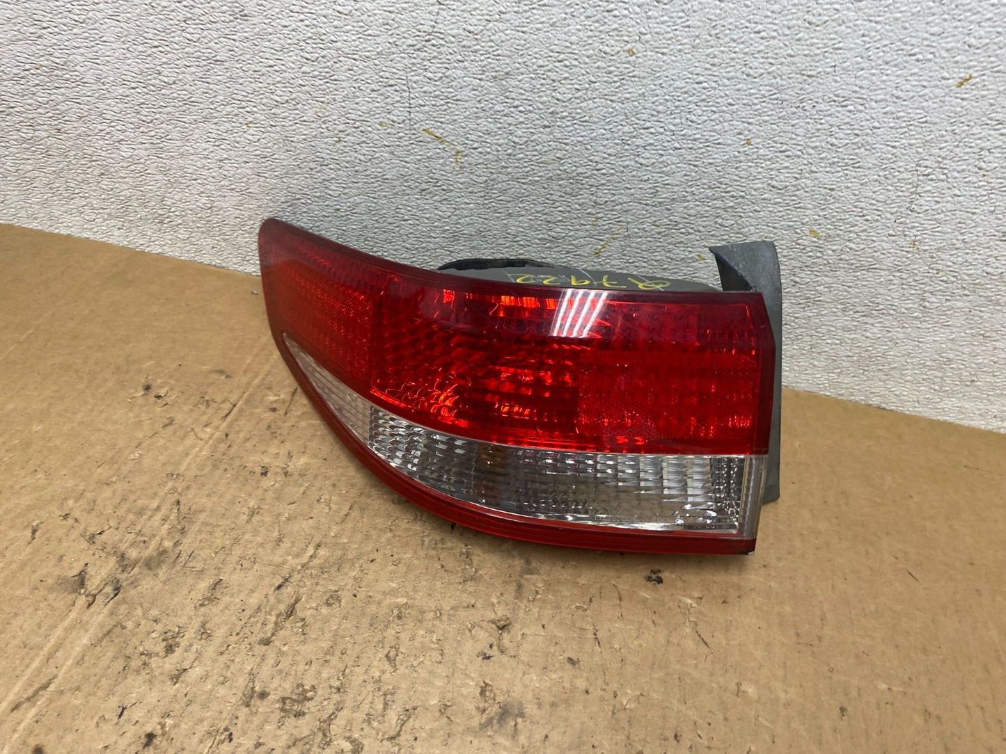 2003 to 2004 Honda Accord Sedan Left Driver Lh Side Tail light Q7922 DW1
