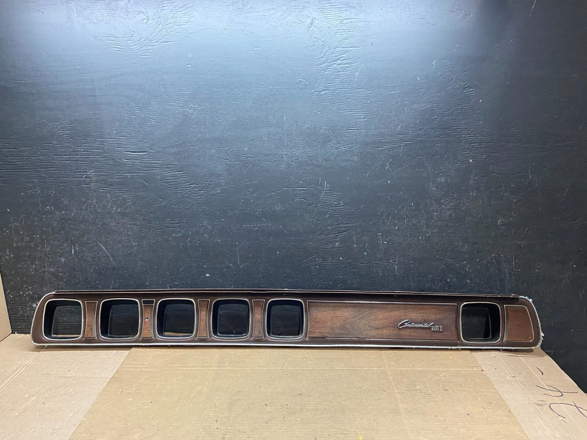 1969 1970 1971 Lincoln Continental Speedometer Dash Trim Bezel i2947 DG10