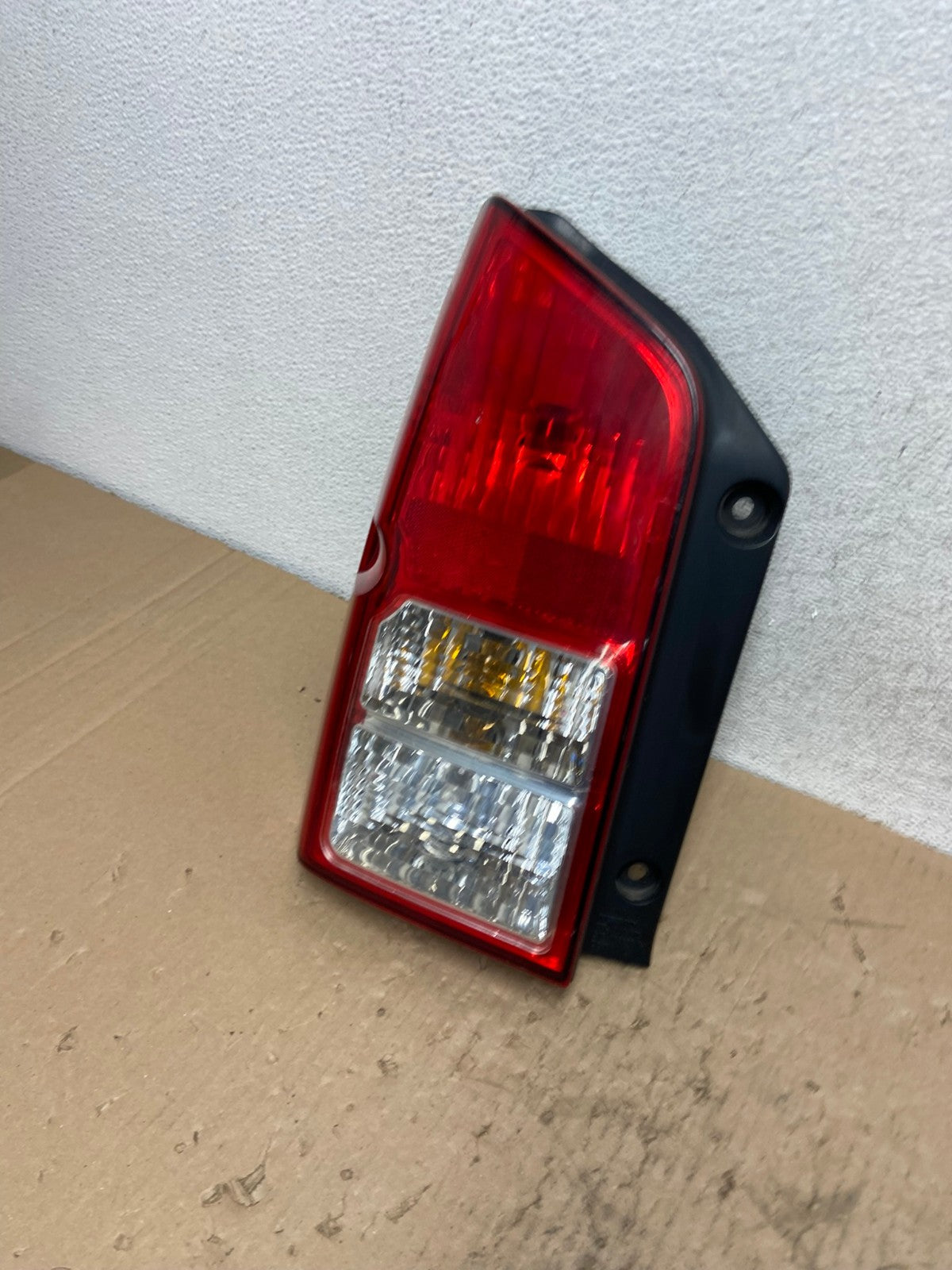 2005 to 2012 Nissan Pathfinder Tail light Left Driver Lh Side AF4309 LK1