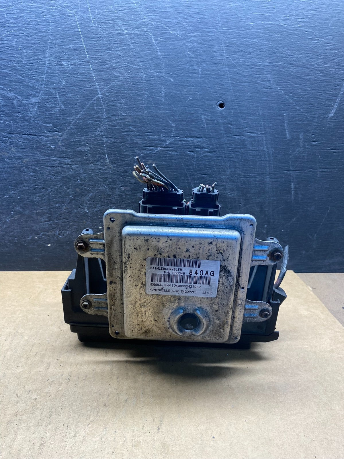 2004 2005 Dodge Durango Fusebox Fuse Box Relay Body BCM Control Module AH50872