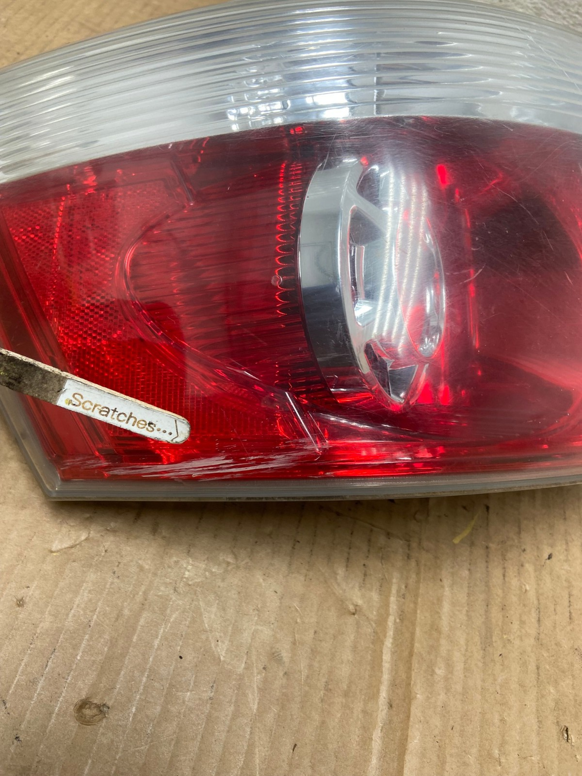 2007 to 2012 GMC Acadia Tail Light Left Side Driver Lh AI7031 LK3