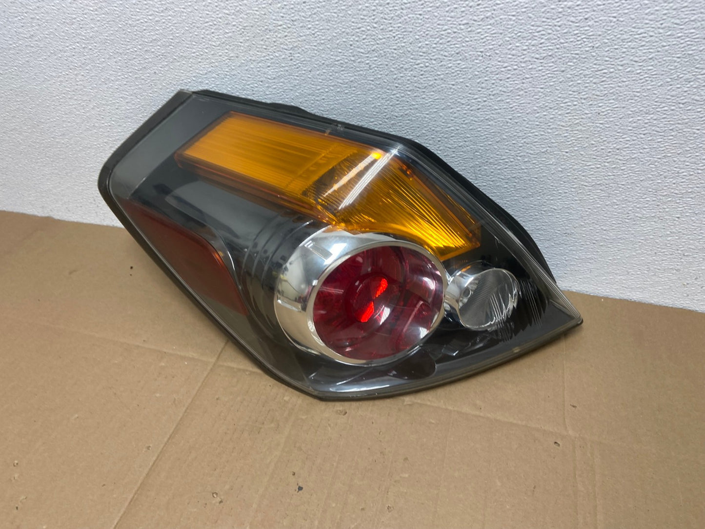2007 to 2012 Nissan Altima Left Driver Lh Side Tail Light OEM AB8063 LK1