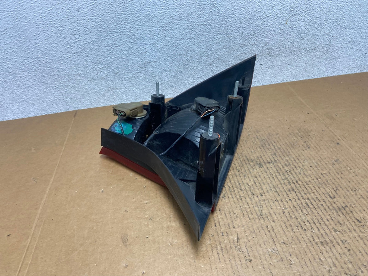 2005 2006 2007 Ford Focus Sedan Left Driver Side Tail Light AE0416 LK4