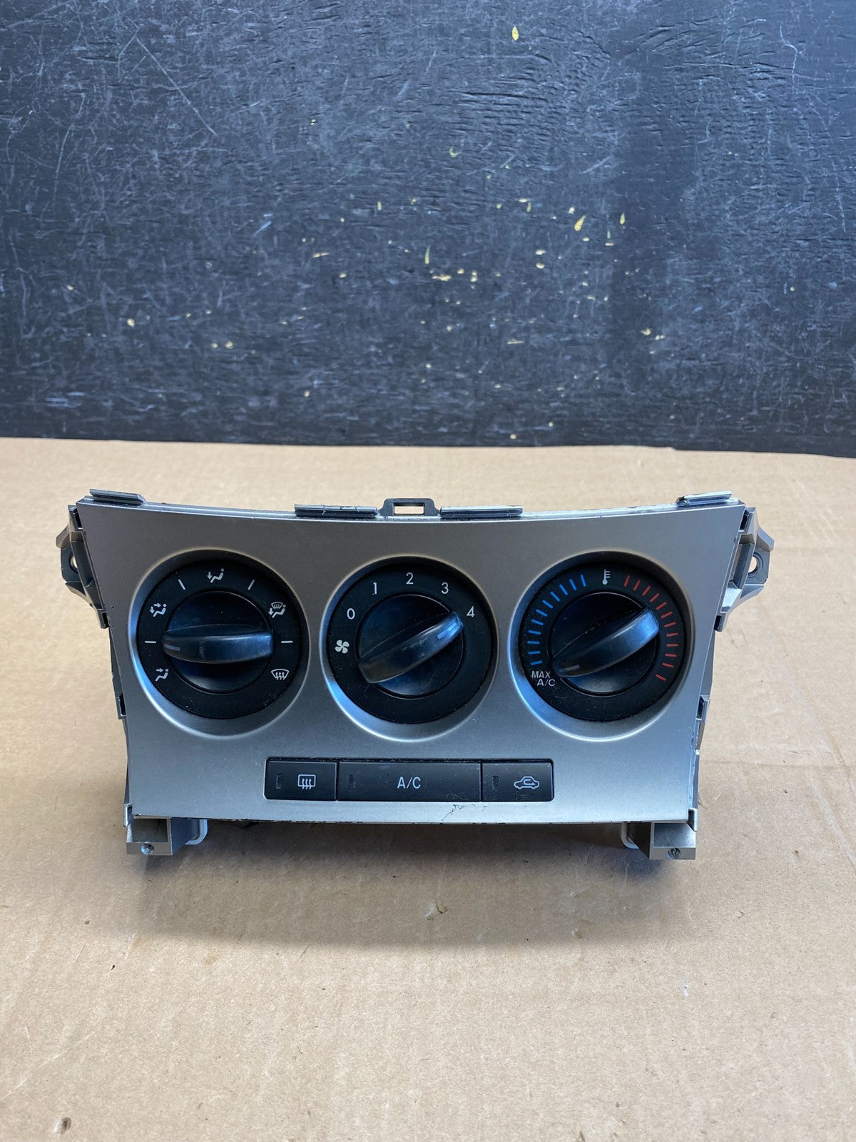2010 to 2011 Mazda 3 Heat Climate Control Switch ai2992 DG0