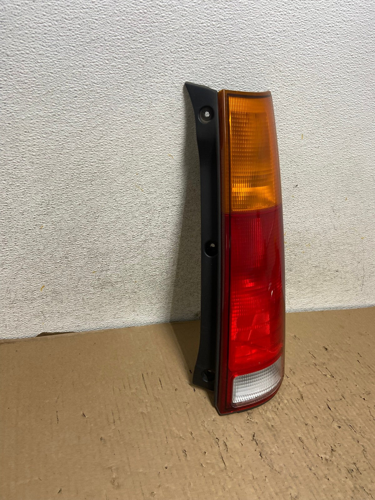 1997 1998 1999 2000 2001 Honda Crv Cr-v Right Passenger Tail Light AH2889 LK1